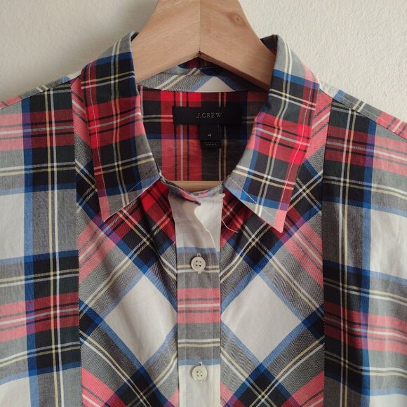 J Crew Womens Plaid Tartan Shirt 4 S Red White Festive Holiday Button Front Top - Picture 3 of 10